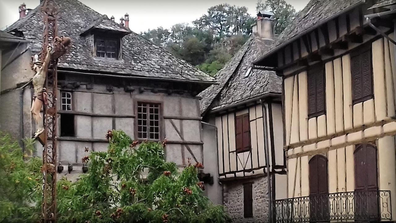 L'Oustalou - Gite Entre Lot Et Truyere Entraygues sur Truyere Bagian luar foto